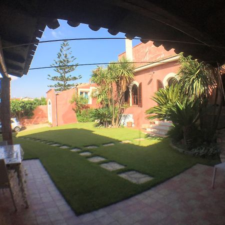 Corte Arrubia Monastir 外观 照片